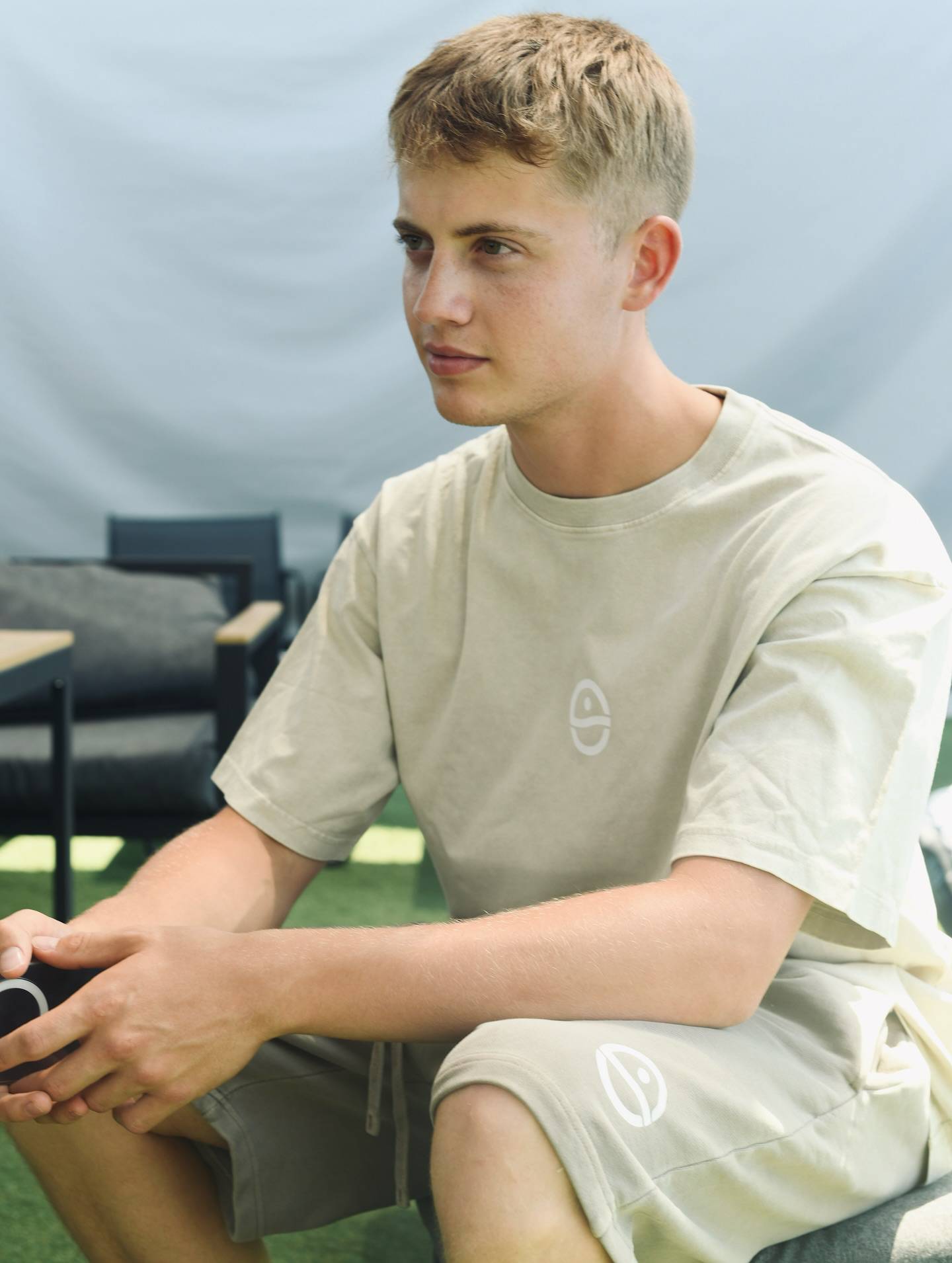 Must Have Tee - Sand Beige